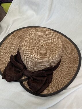 Wide-Brim Straw Sun Hat with Dark Brown Bow